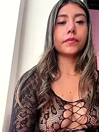 Stefanyqueen69  live sex cam