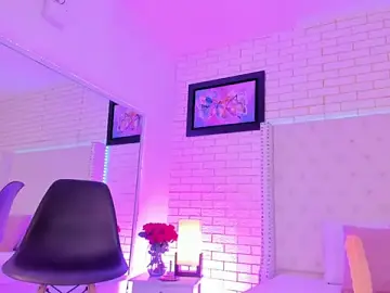 Coco_Balenciaga_  live sex cam