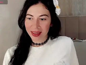 InnocentDevil_  live sex cam