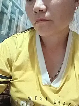 Lindxx-hott  live sex cam