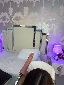 Miliaangeles  live sex cam