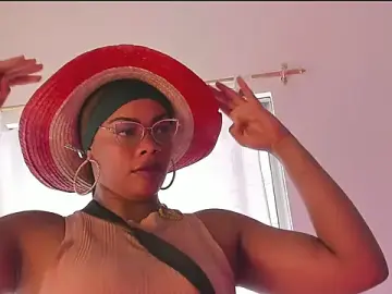 Reve_Damour  live sex cam