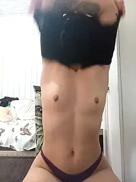 Dominiquetyfani  live sex cam