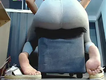 Anni_12  live sex cam
