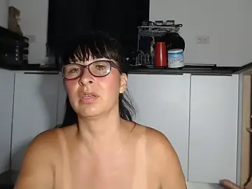 HellenLatin  live sex cam