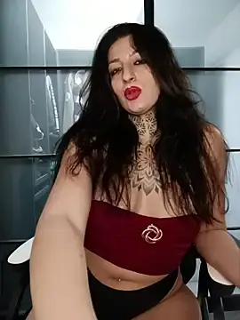 Porcellina181  live sex cam