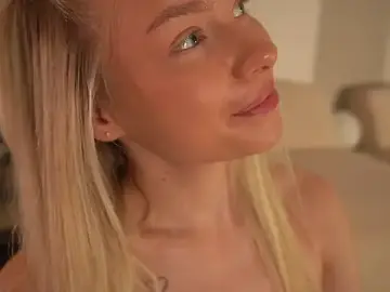 -Snowwwy-  live sex cam