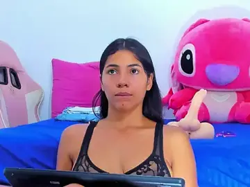 AriannaLewiis  live sex cam