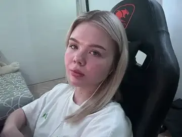 Avadream  live sex cam