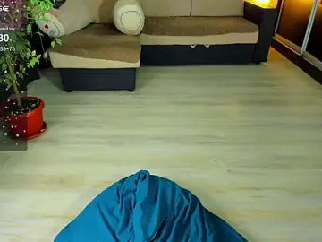 Carolina_bby  live sex cam