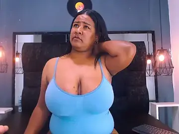 Chloe_Boobs_  live sex cam
