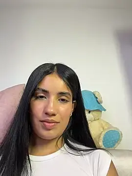 IsabellaRusoo  live sex cam