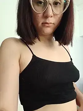 Linameii  live sex cam