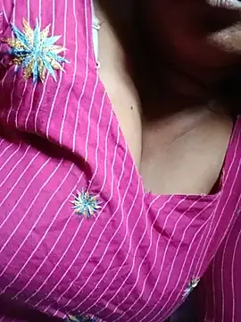 Sexyladdupilla  live sex cam