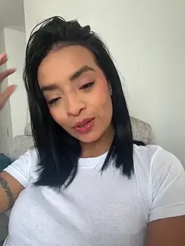 Laura_fernandezII  live sex cam