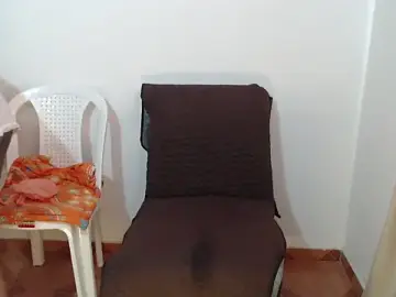Milf_Valeria  live sex cam