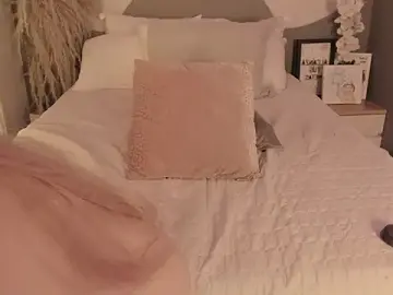 Zhally_Dee  live sex cam