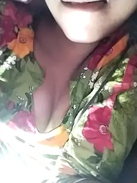 Zuhi--  live sex cam