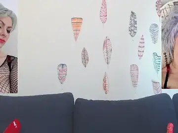 Golden__Girl__WOW__  live sex cam