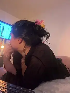 KallyMyller1  live sex cam