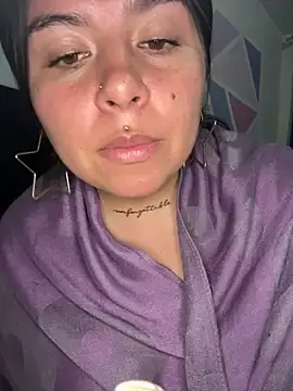 Lia_27xx  live sex cam