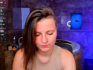 MelindaTin  live sex cam