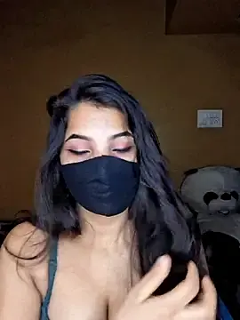 Noor-Bold  live sex cam