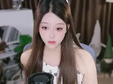 Rourouya  live sex cam