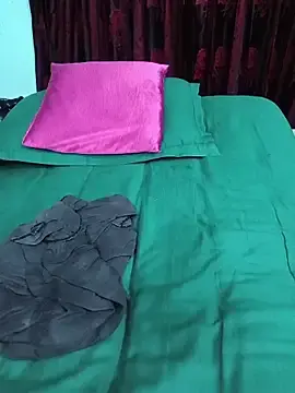 Sexy_Jarah  live sex cam