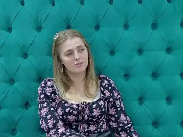 EllaBells  live sex cam