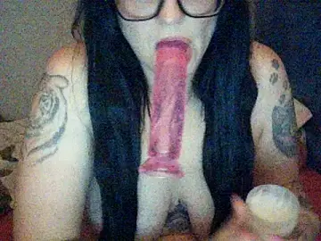 Kittytats  live sex cam