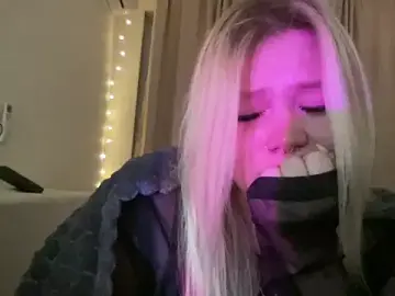 Lulu_Di  live sex cam