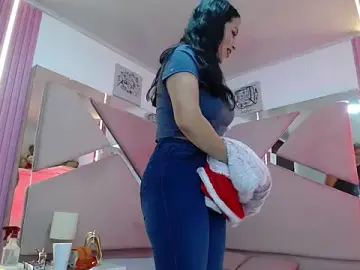Mia_garcia28  live sex cam