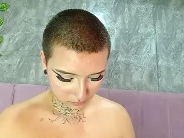 Akoradia_mondcm  live sex cam