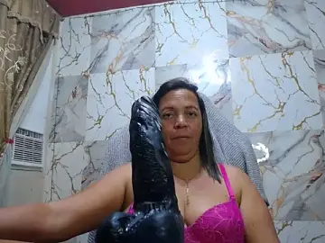 Alina_maturehot  live sex cam