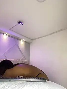Amara_queen_  live sex cam