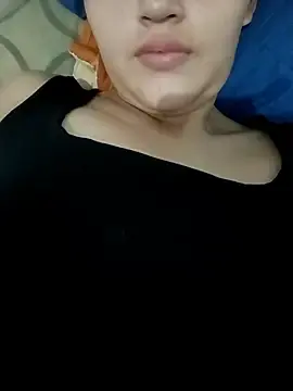 Miaaa2  live sex cam