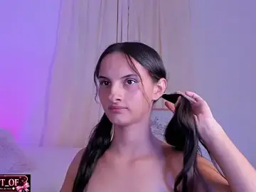 Ninaht  live sex cam