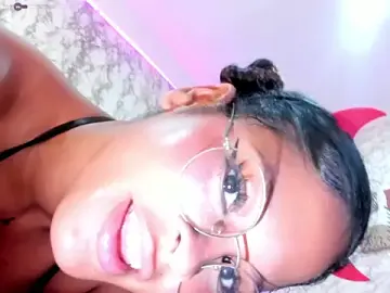 IVISBOUNCYASS  live sex cam