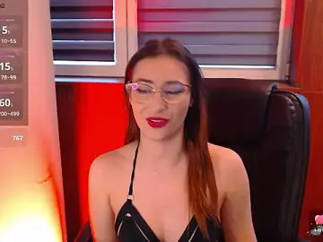 IsoldeBlis  live sex cam