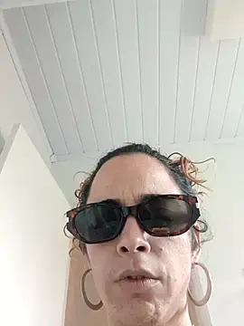 Rubiasexy39  live sex cam