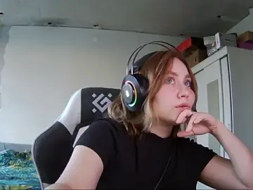 SuzieAllen  live sex cam
