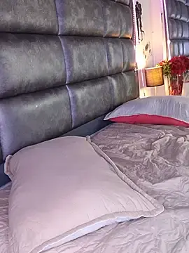 SweettCanela  live sex cam