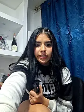 Atheneaa_18  live sex cam