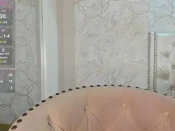 Britanny_77  live sex cam