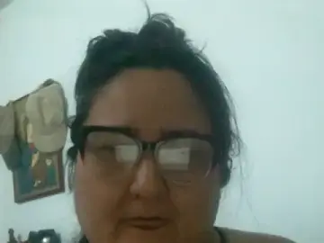 Nanita1545  live sex cam
