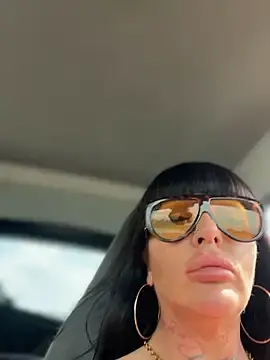 ASSERINAAA  live sex cam