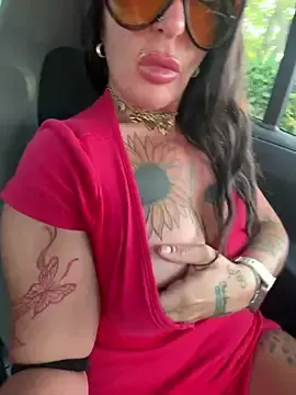 ASSERINAAA  live sex cam