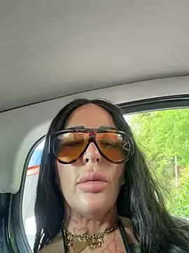ASSERINAAA  live sex cam