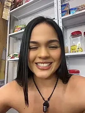 Bella-Ferrer  live sex cam